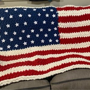 Big chunky blankets.  Made to order